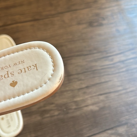 Kate Spade surprise Daisy field sandal - Picture 4 of 7